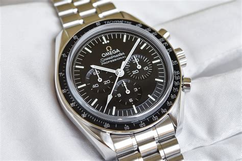 omega speedmaster moon watch presentation box|omega speedmaster moon watch price.